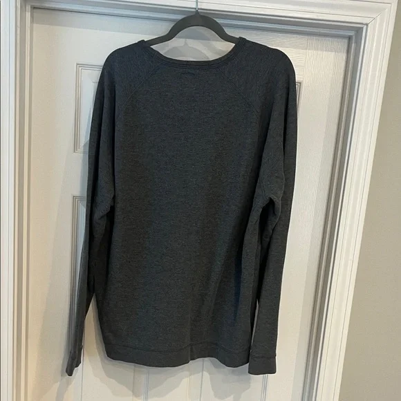 johnnie-O Charcoal Crewneck Sweater - Picture 3 of 3